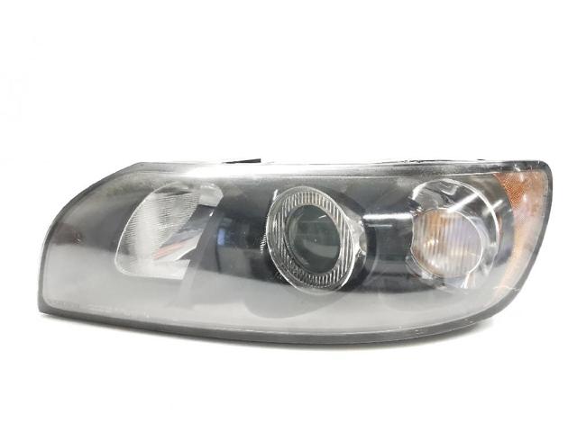 Luz esquerda 31335233 VOLVO