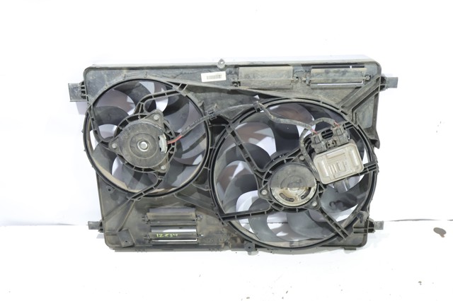 Difusor do radiador de esfriamento, montado com motor e roda de aletas 31338823 VOLVO