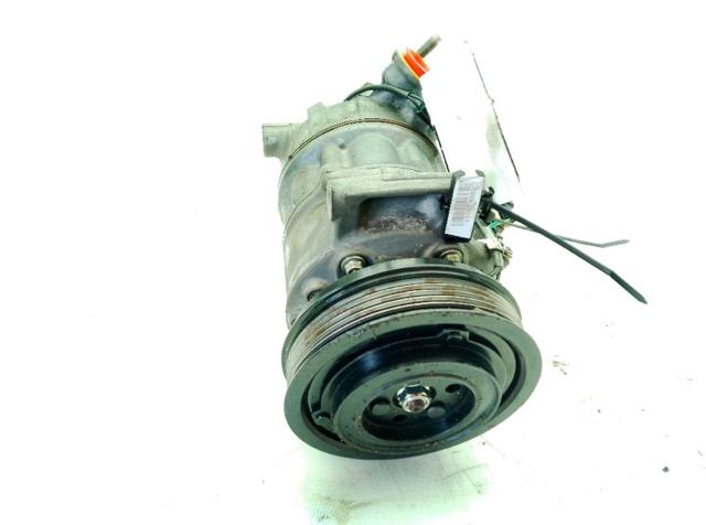 Compressor de aparelho de ar condicionado 31348965 VOLVO