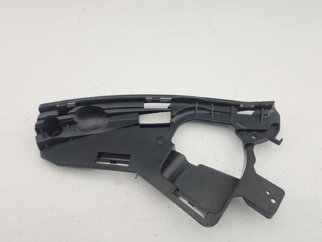 Consola (adaptador) de fixação da luz dianteira esquerda 31383885 VOLVO