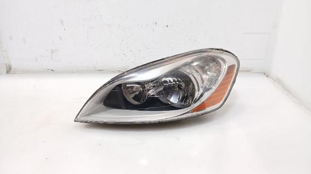 Luz esquerda 31395466 VOLVO