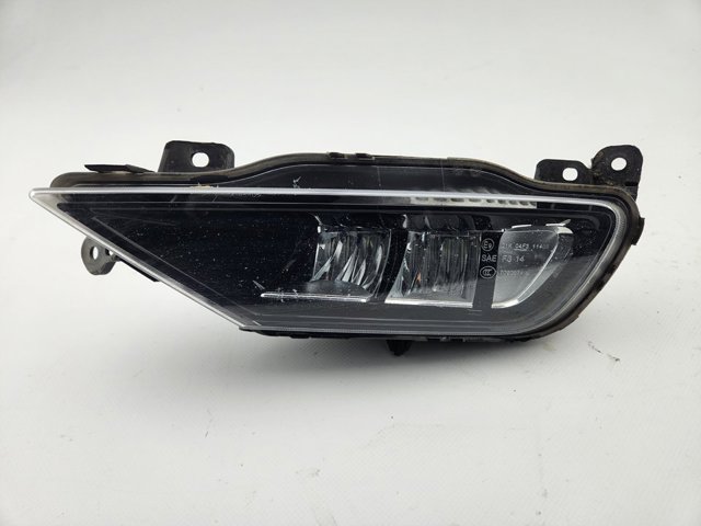Luzes de nevoeiro esquerdas 31395865 VOLVO