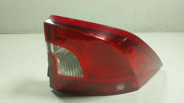 Lanterna traseira direita externa 31395931 VOLVO