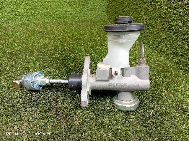 Cilindro mestre de embraiagem 3141035320 TOYOTA