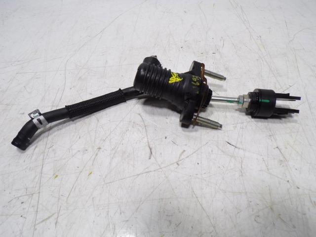 Cilindro mestre de embraiagem 314200K071 TOYOTA