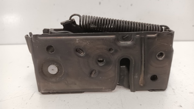 Fecho da capota direito 31425865 VOLVO
