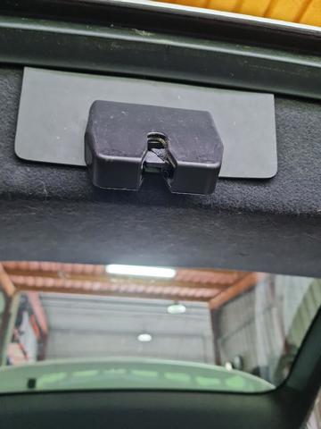 Fecho de tampa de porta-malas (de 3ª/5ª porta traseira) 31440240 VOLVO