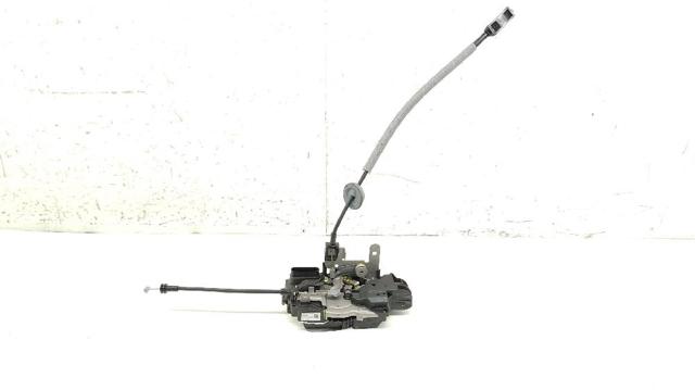 Fecho da porta traseira direita 31440398 VOLVO