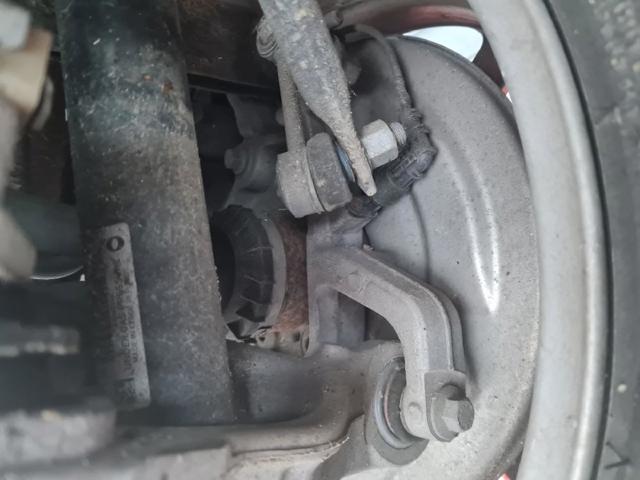 Braço oscilante (tração) longitudinal inferior direito de suspensão traseira 31476213 VOLVO
