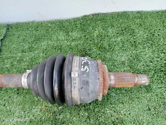 Semieixo (acionador) dianteiro esquerdo 31607574852 BMW