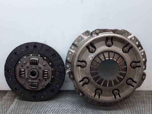 Disco de embraiagem 320020111 NISSAN