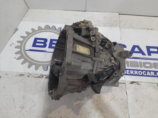 320104219R Renault (RVI)