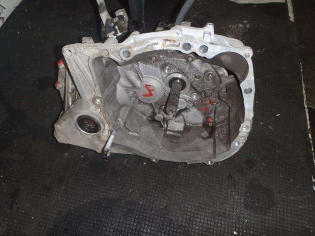 Caixa de Mudança montada (caixa mecânica de velocidades) 320106812R RENAULT