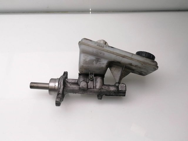Cilindro mestre do freio 32067008C OPEL