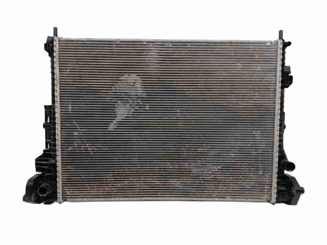 Radiador de esfriamento de motor 32138766 VOLVO