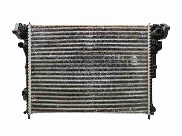 Radiador de esfriamento de motor 32138766 VOLVO