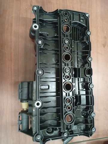 Tampa de válvulas 32213460 VOLVO