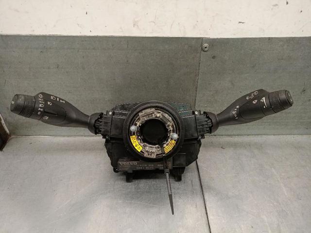 Comutador instalado na coluna da direção, montado 32266884 VOLVO