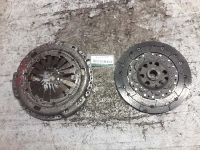 323037411 VAG