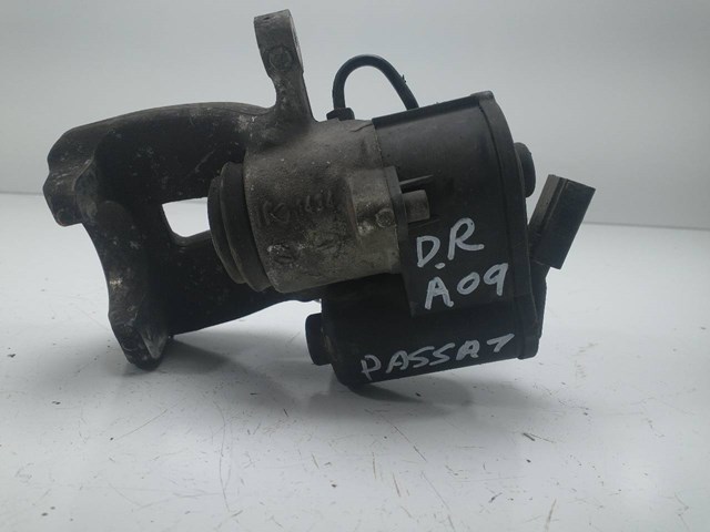 32332267D VAG