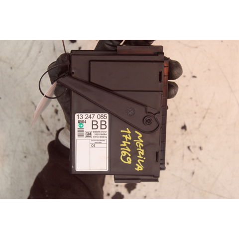 330518684 Opel