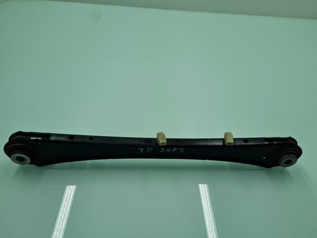 Braço oscilante transversal direito de suspensão traseira 33306788550 BMW