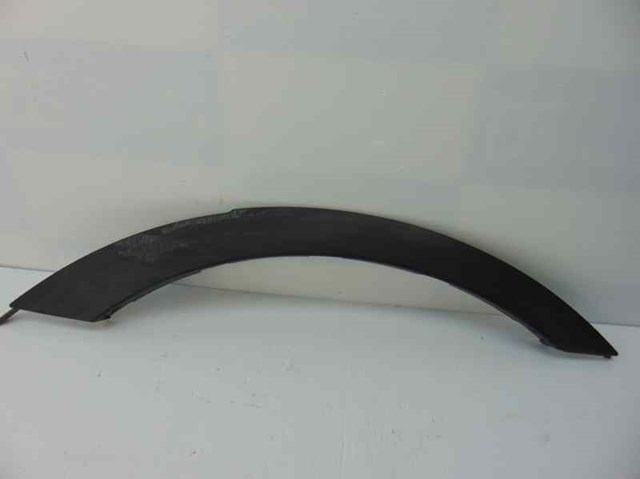 Expansor esquerdo (placa sobreposta) de arco do pára-lama traseiro 3330867 BMW