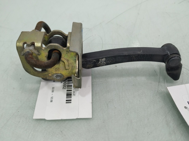 Limitador dianteiro de abertura de porta 3330951 BMW