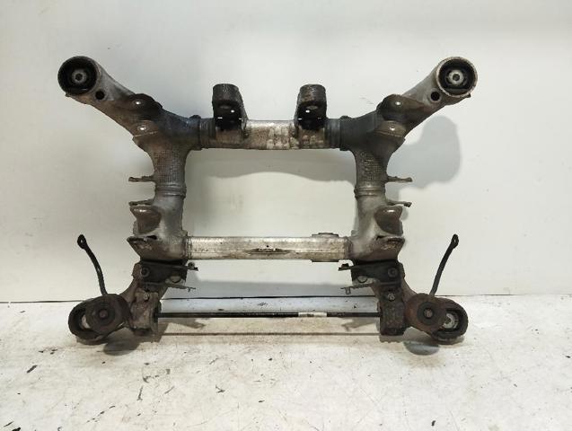 Viga de suspensão traseira (plataforma veicular) 33316798545 BMW
