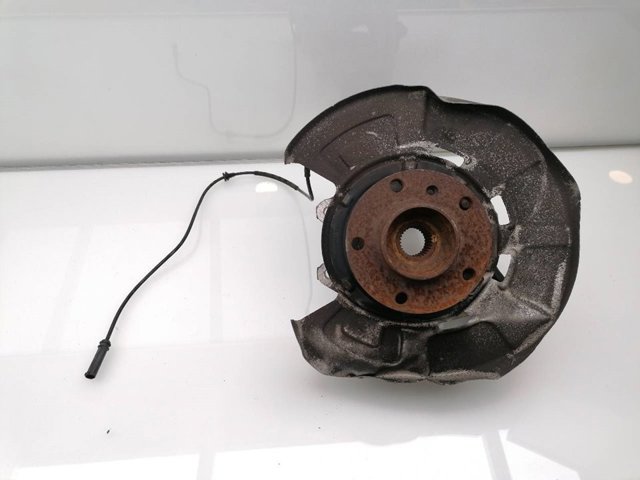 33326879102 BMW