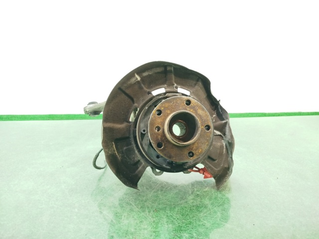 33326879102 BMW