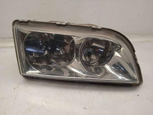Luz direita 3345703 VOLVO