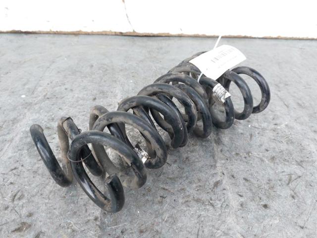 Mola traseira para BMW 1 F21