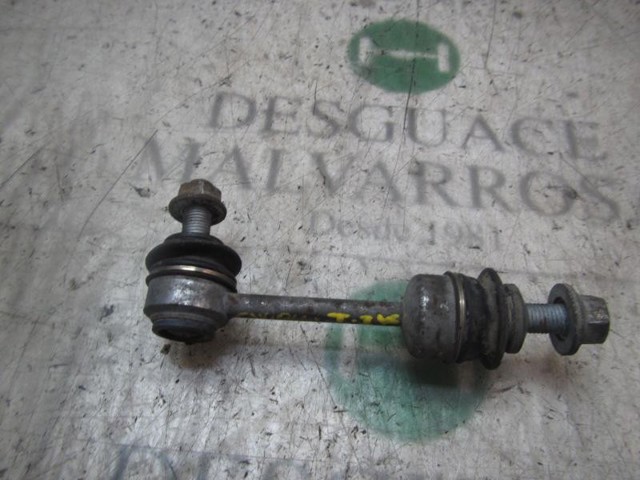 Montante de estabilizador traseiro 33556857626 BMW