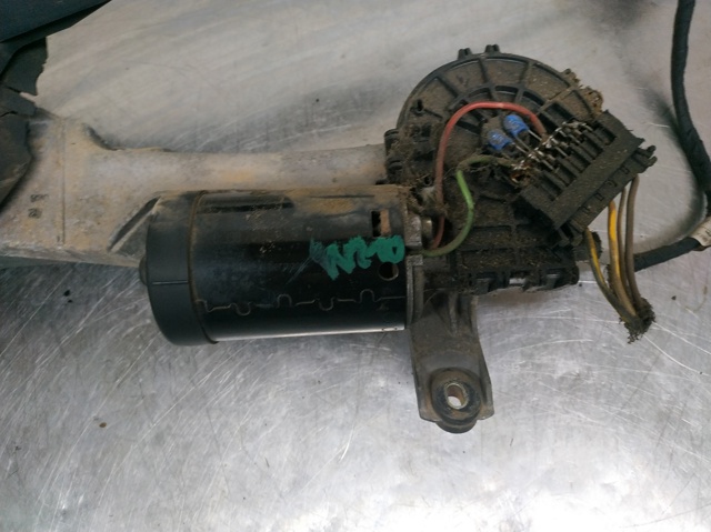 Trapézio de limpador pára-brisas 3391098329 MERCEDES