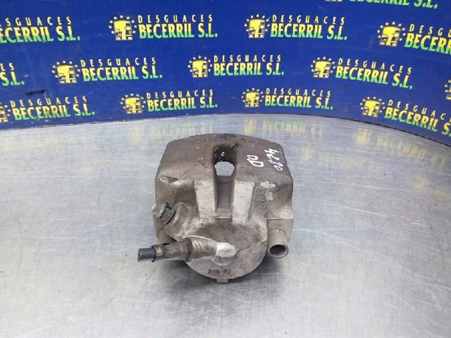 Suporte do freio dianteiro direito 34111163386 BMW