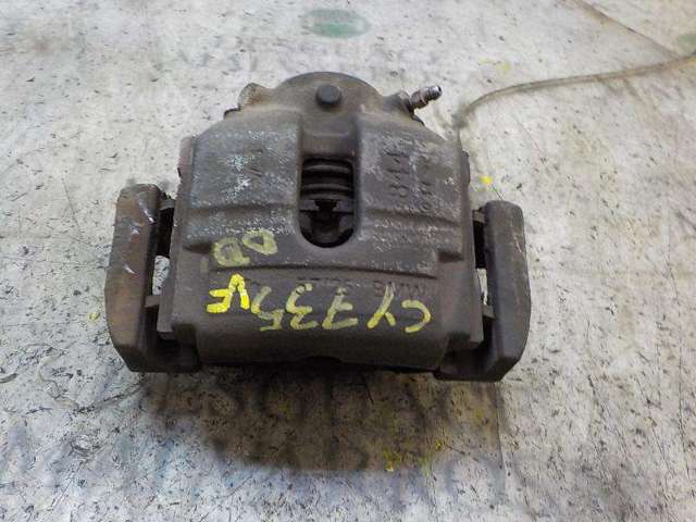 Suporte do freio dianteiro direito 34116765882 BMW