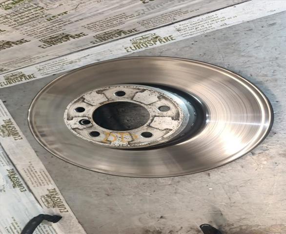 Disco do freio dianteiro 34116779467 BMW