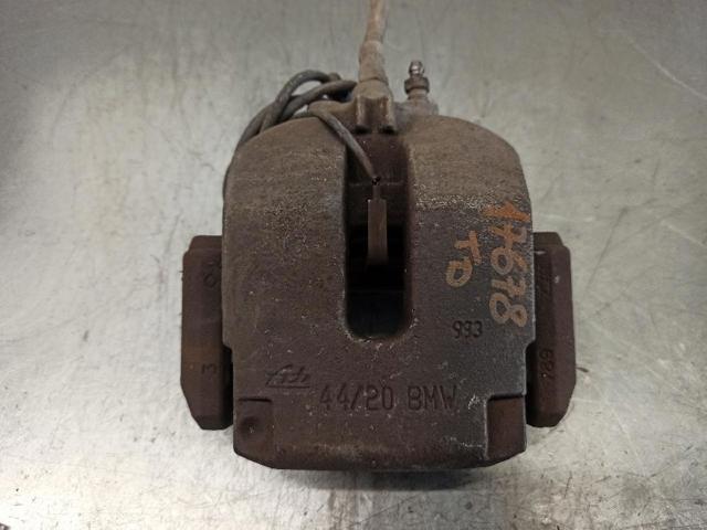 Suporte do freio traseiro direito 34216776788 BMW