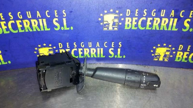 Luz esquerda 34371501 PEUGEOT