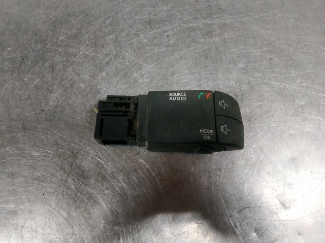Joystick multifuncional de controlo 344422023GB RENAULT