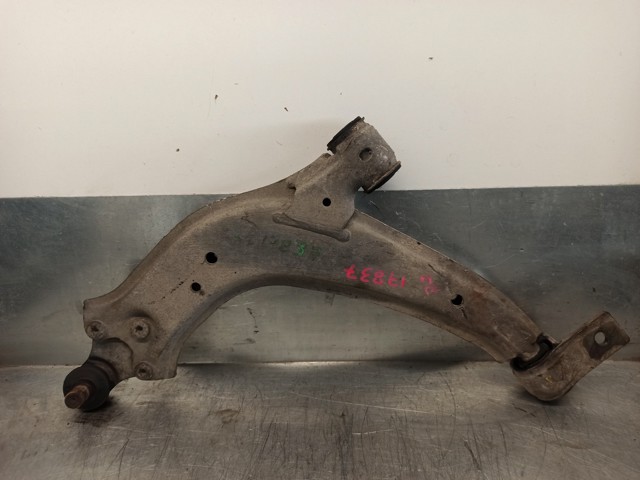 Braço oscilante inferior esquerdo de suspensão dianteira 3520H3 PEUGEOT