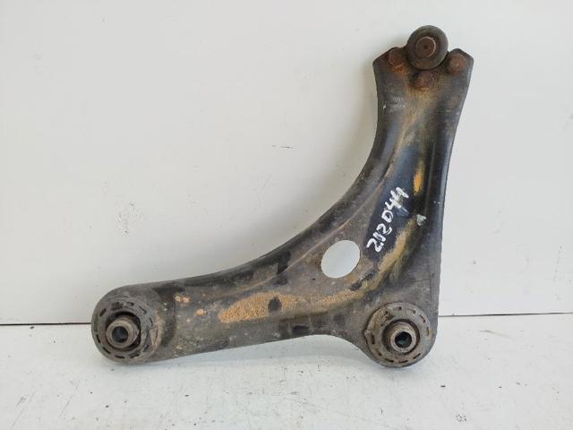 Braço oscilante inferior esquerdo de suspensão dianteira 3520R0 PEUGEOT