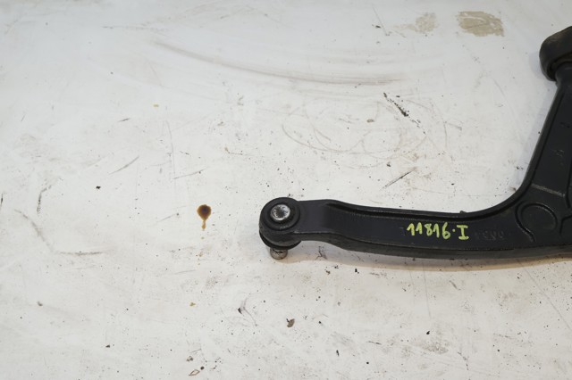 Braço oscilante inferior esquerdo de suspensão dianteira 3520V3 PEUGEOT