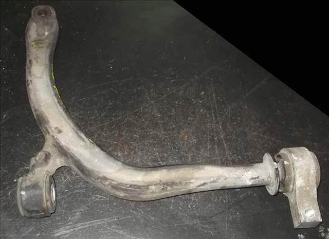 Braço oscilante inferior direito de suspensão dianteira 3521K0 PEUGEOT