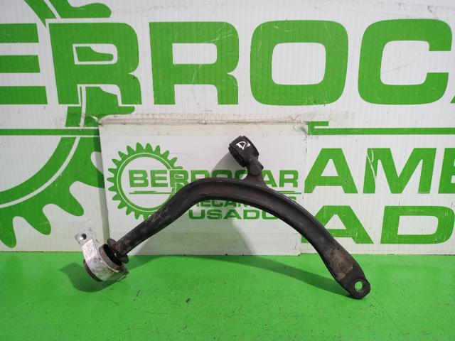 Braço oscilante inferior direito de suspensão dianteira 3521K0 PEUGEOT