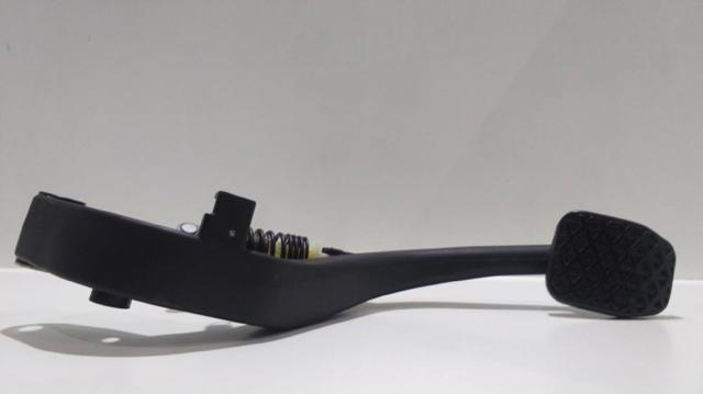 Pedal de embraiagem para BMW 1 E81
