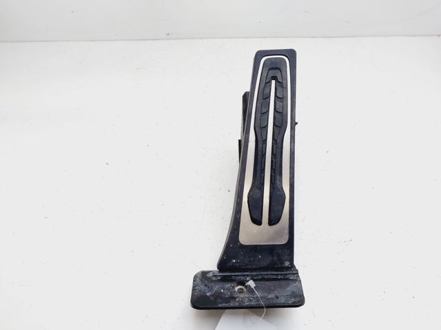 35406889820 BMW