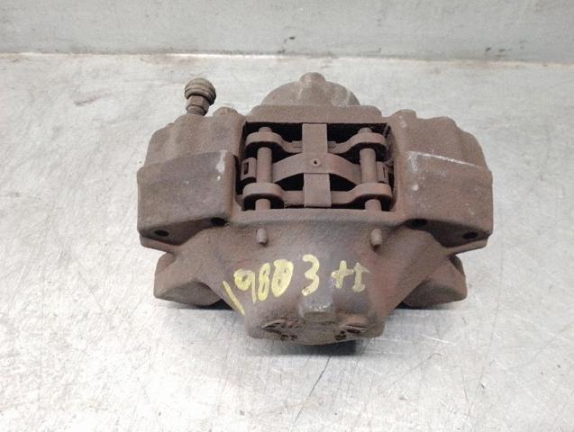 Suporte do freio traseiro esquerdo 3546491 VOLVO