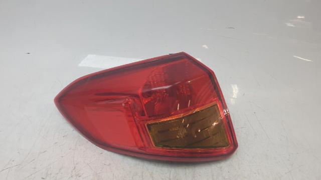 Lanterna traseira esquerda externa 3567054P00000 SUZUKI
